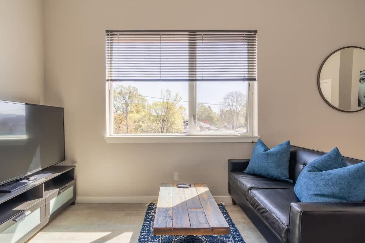 Sunny Studio Apartment - Food Carts, Coffee & Bars Portland Exteriér fotografie